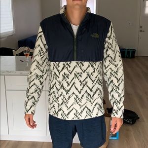 North face Fleece 1/4 Zip